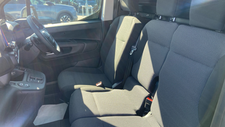 Vauxhall Combo Cargo Combo Xl Electric 100kW Pro 52kWh H1 Van Auto